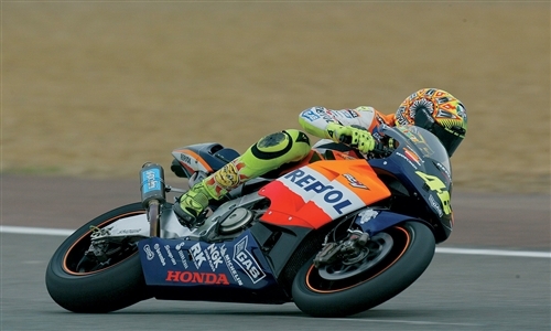 Honda RC211V Repsol 2002 - Image 1