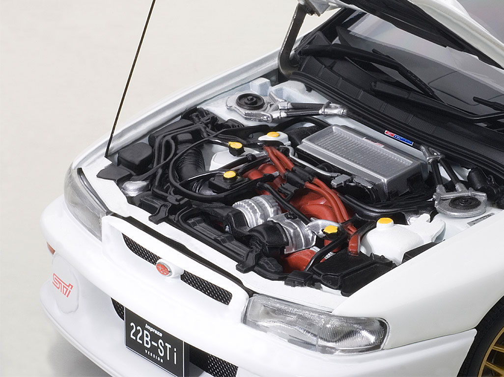 Amazon | オートアート スバル インプレッサ 22B STI 1/18 Amazon | オートアート スバル インプレッサ 22B STI 1/18