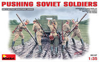 Pushing Soviet Soldiers (1939-1945)