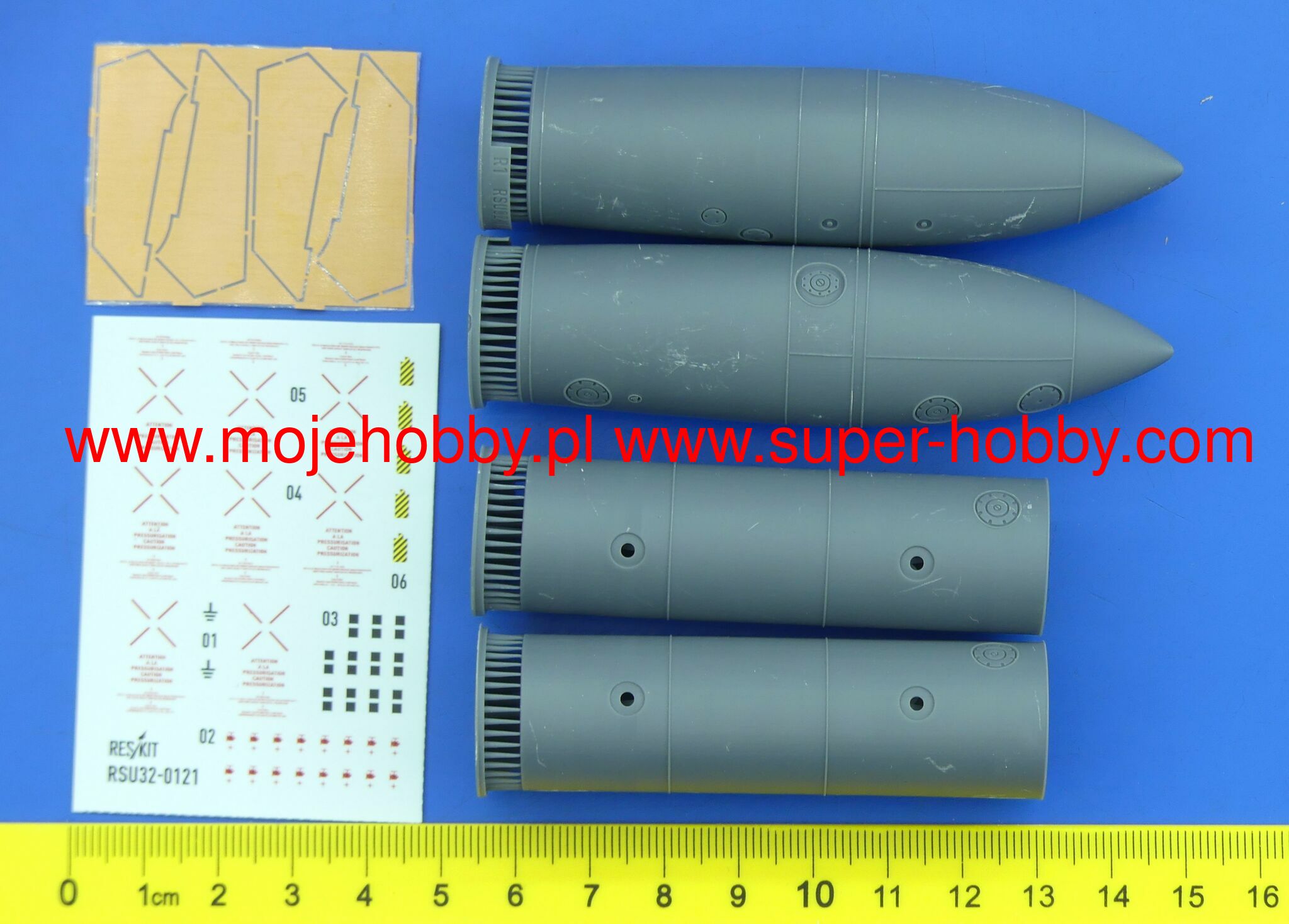 Mirage 2000 RPL 541/542 External Fuel Tanks 2000lt (2 pcs) RES/KIT U32