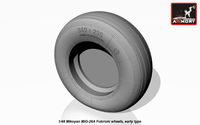 Mikoyan MiG-29A/B/UB wheels, early