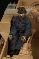 Hungarian L3/35 Ansaldo Driver for Bronco kit - Image 1